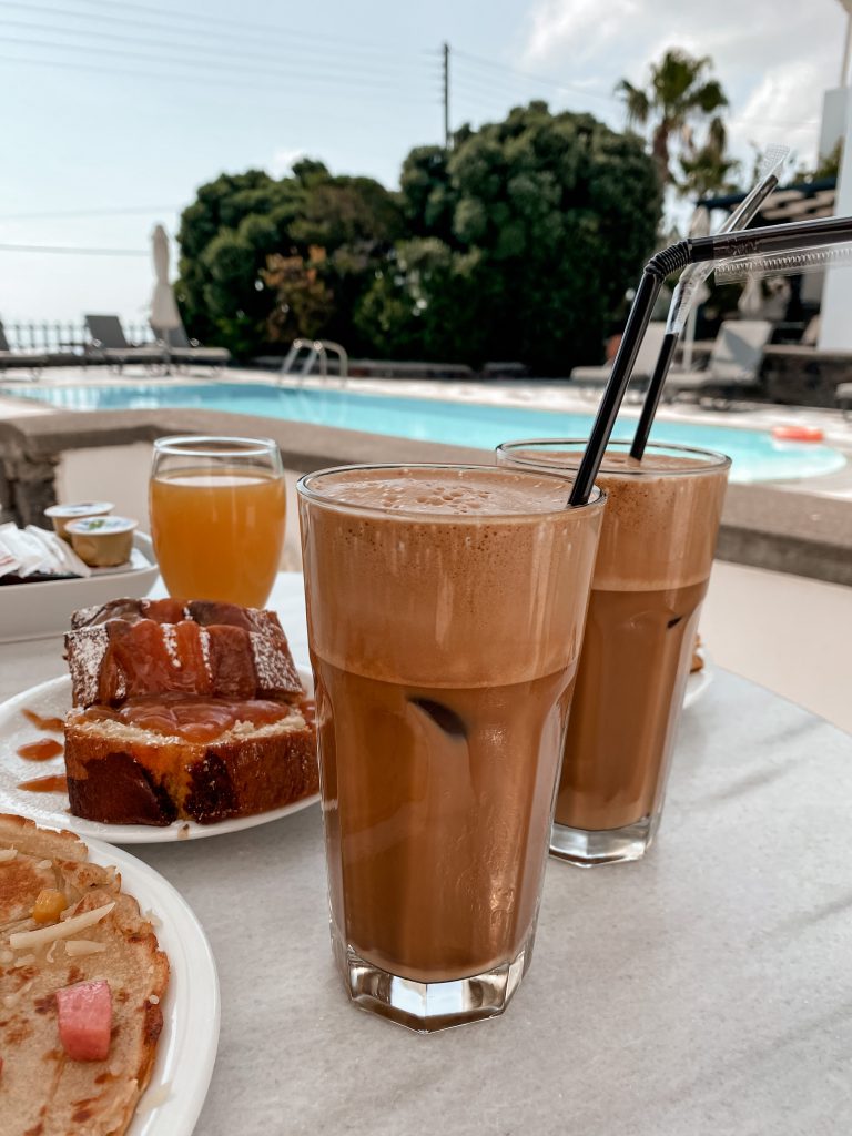 Colazione squisita e completa all'Anthonas Apartment