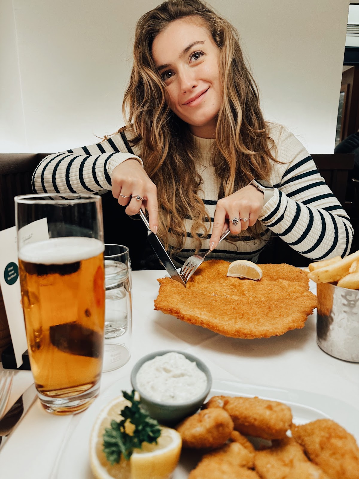 Primo piano di uno Schnitzel da Figlmuller